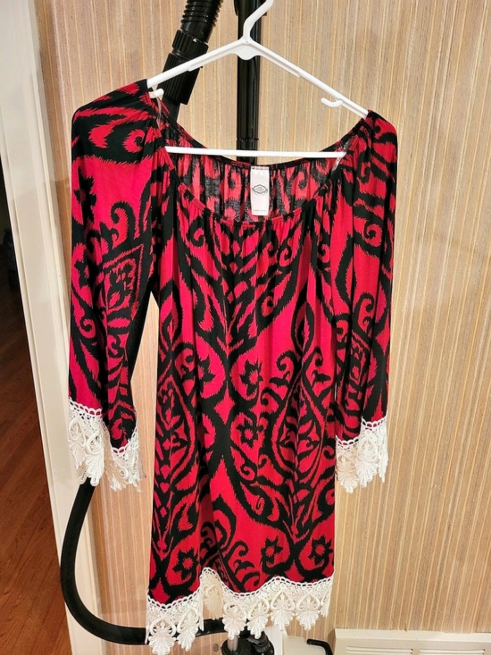 Pink Coconut Abstract Lace Trim Mini Dress/ Tunic Size Medium